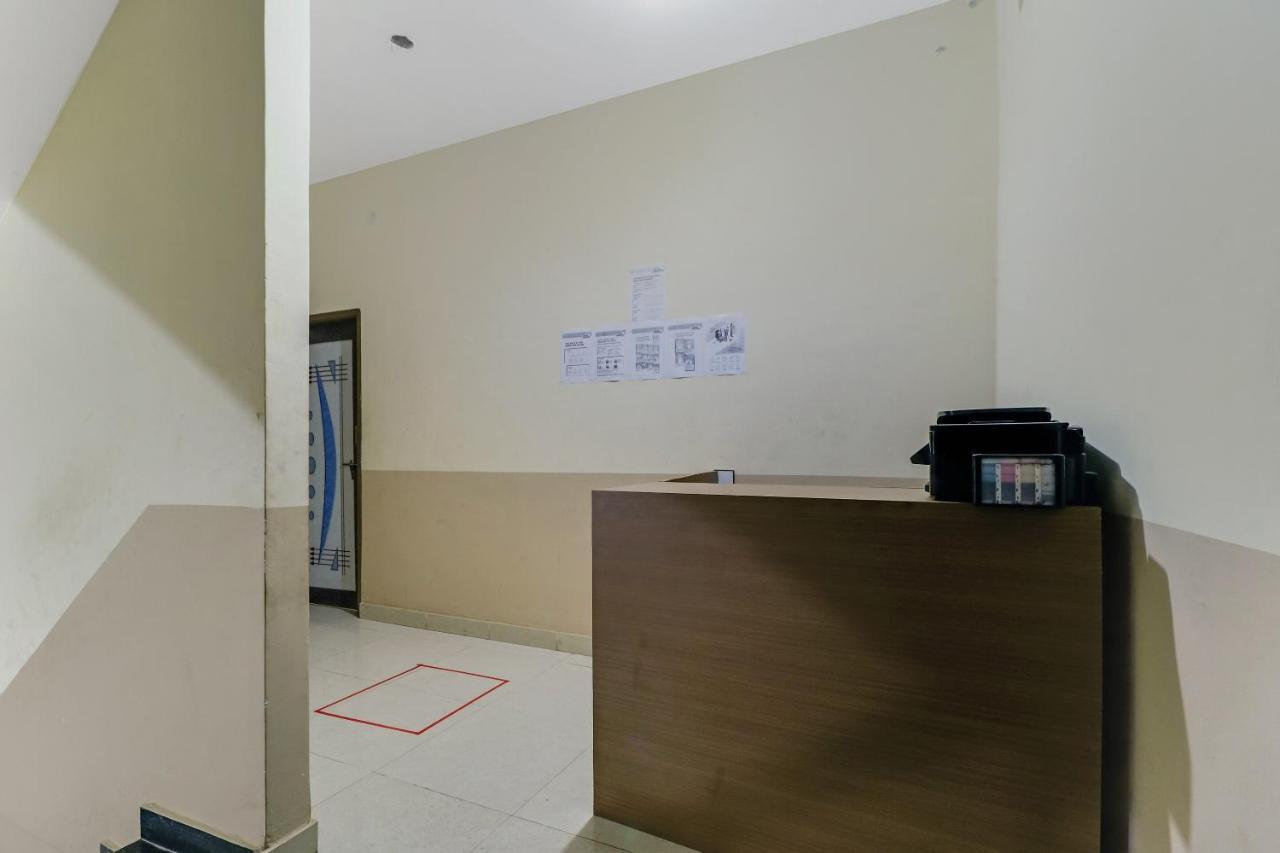 Spot On 76940 Sri Annapoorneshwari Residency Boarding & Lodging Hotel Hassan Ngoại thất bức ảnh